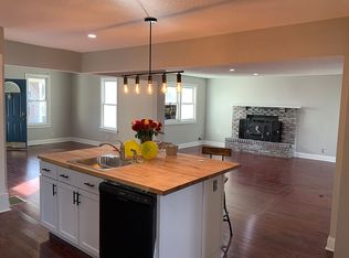 1014 18th St, Gothenburg, NE 69138