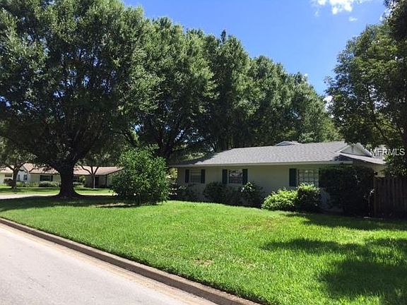 4th image of 712 Valencia Ct