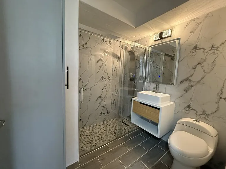COND BORINQUEN TOWERS 2 APT 403 — Photo 10