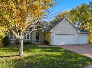 1617 Oak Park Rd, Council Bluffs, IA 51503