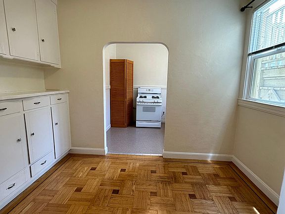 3rd image of 365 Guerrero St APT 3