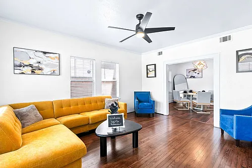 1227 Peden St Photo 1