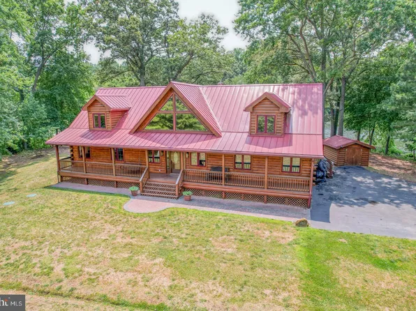 242 Derbywood Cir, Dover, DE 19904