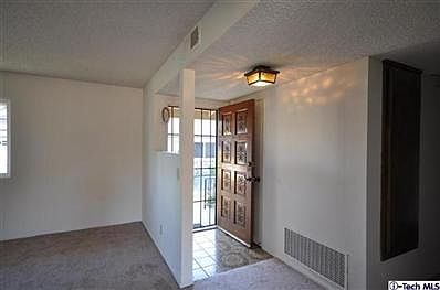 4th image of 4833 Agnes Ave Unit C
