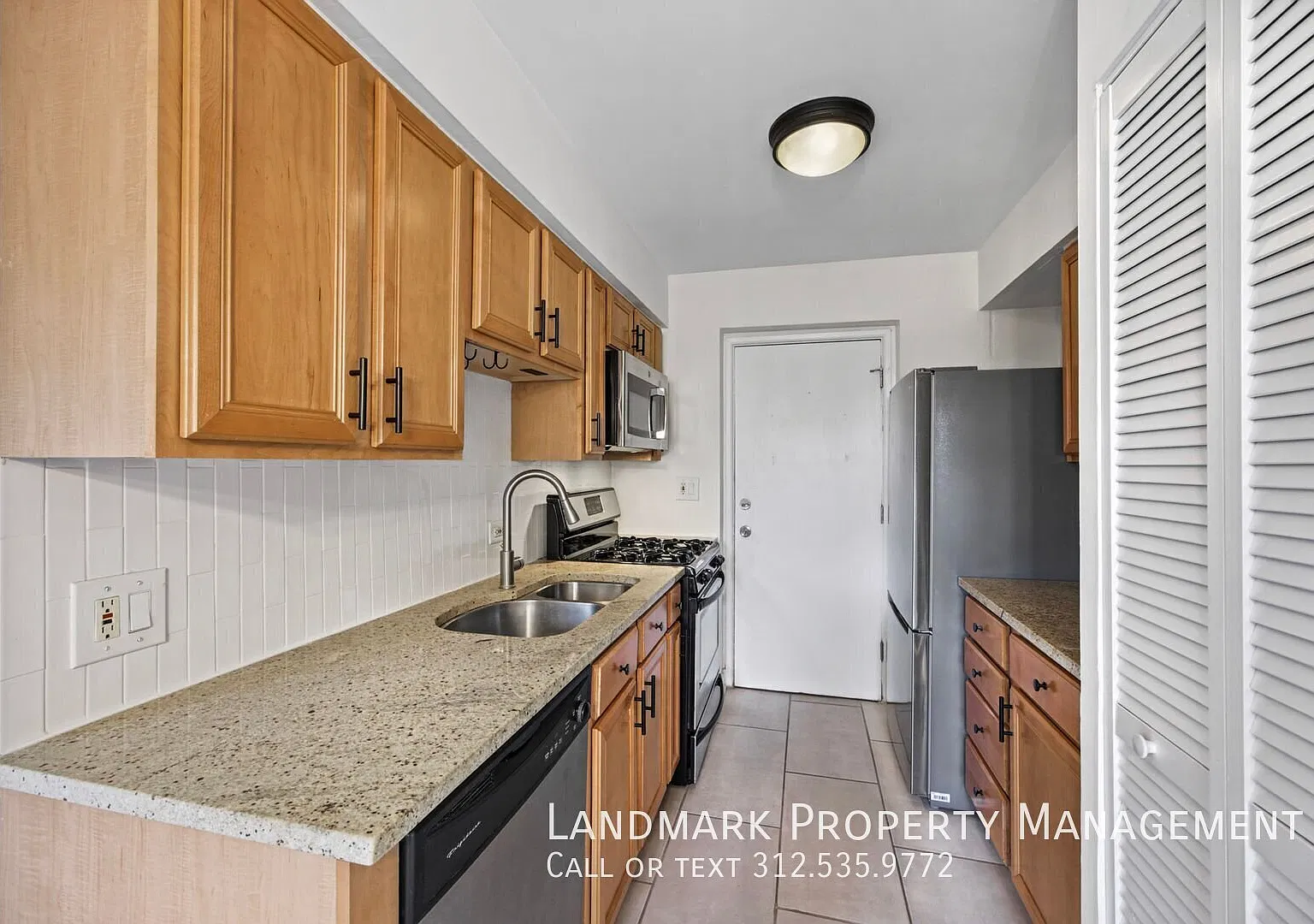 1415 W Lunt Ave Unit 212 — Photo 2