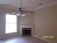 4th image of 38712 Edgewood Cir
