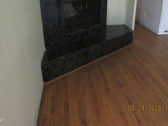 2nd image of 4210 E 3rd Ave
