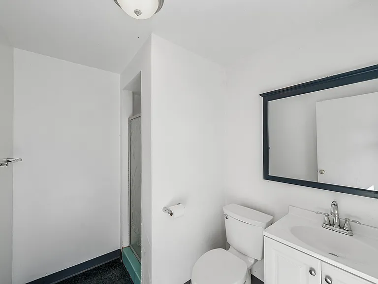 Full poolside bathroom.