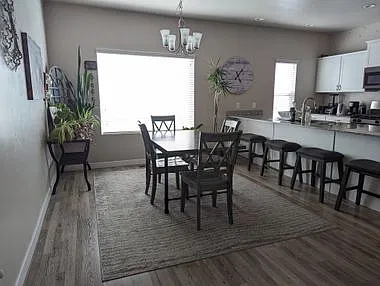3 bed, 1724 sqft, $2,250 — Photo 4
