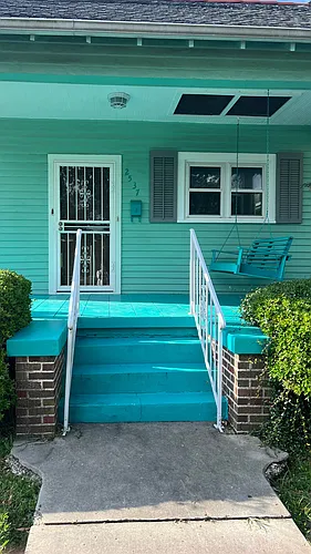 2537 Jasmine St Photo 1