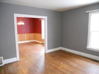 2nd image of 707 Wauponsee St