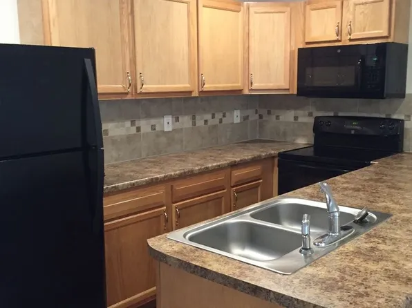 8842 Mj Dr #8846, Manhattan, KS 66502