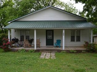 308 Cumberland St, Decherd, TN 37324