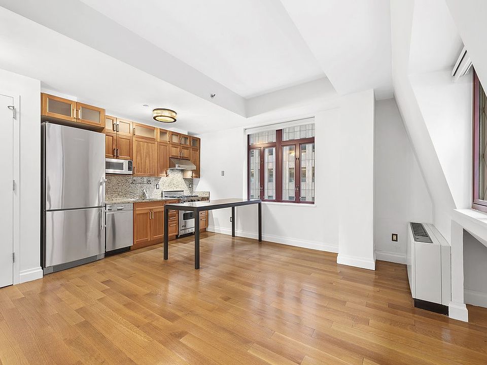 1st image of 21 S William St #6B