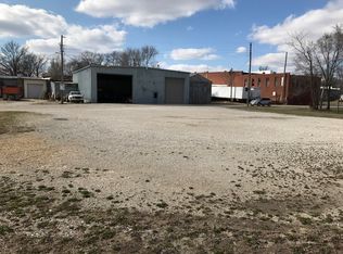1 Pershing Dr, Laclede, MO 64651