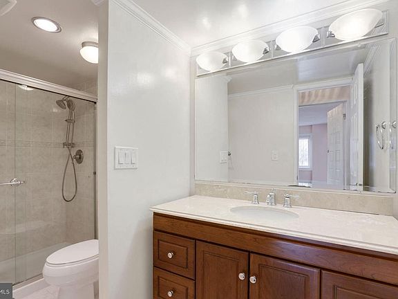 3rd image of 8360 Greensboro Dr APT 404