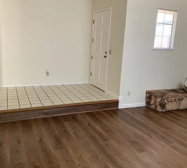 16675 Lone Hill Dr — Photo 5