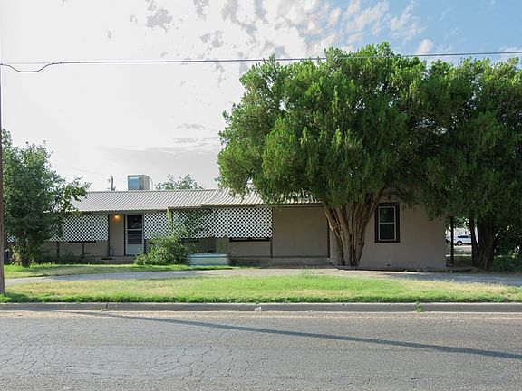 3rd image of 216 NW Avenue I