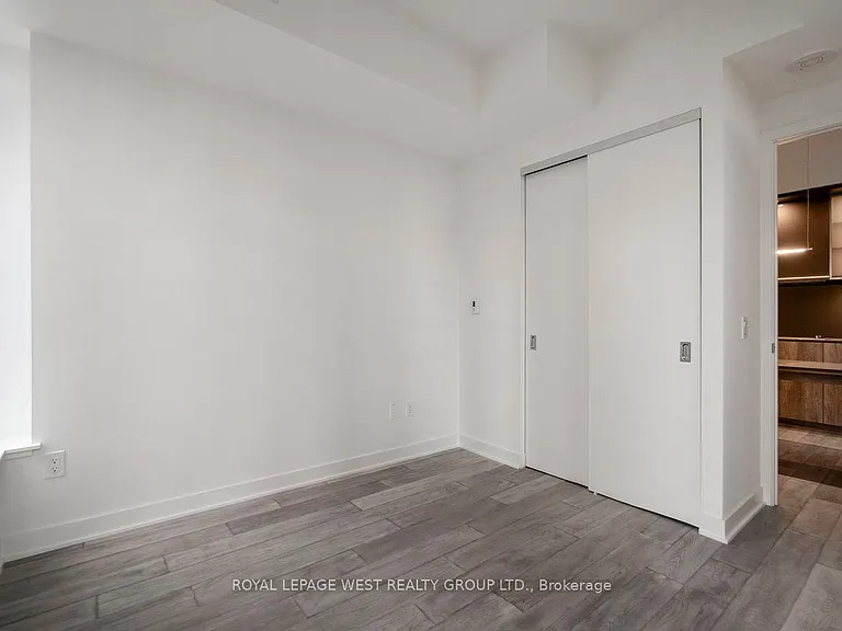 11 Yorkville Ave #1310 — Photo 33