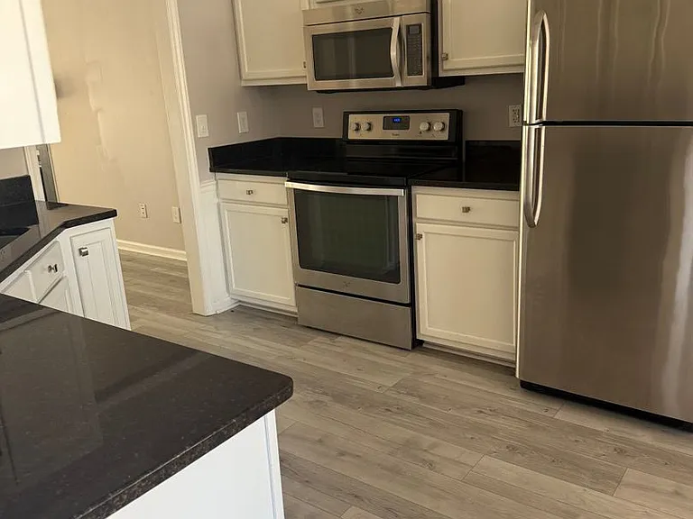 801 Remount Ct — Photo 16