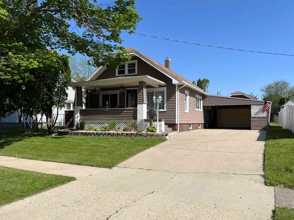 910 Rockwell St, Kewanee, IL 61443