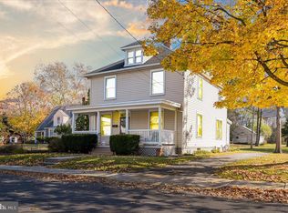 37 Spring Grove Ave, Greencastle, PA 17225