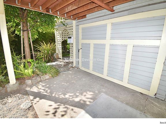 3rd image of 800 Schuman Ln