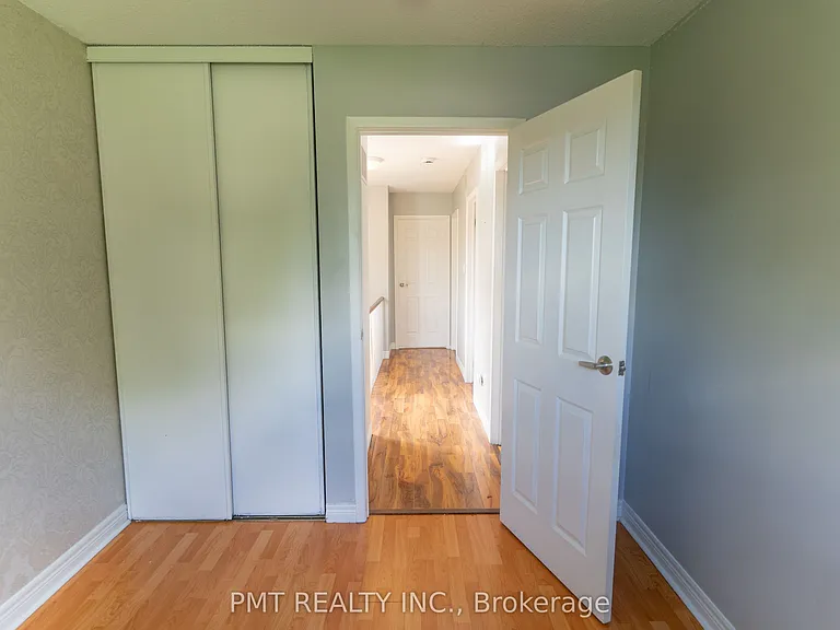 694 Carrying Pl — Photo 15