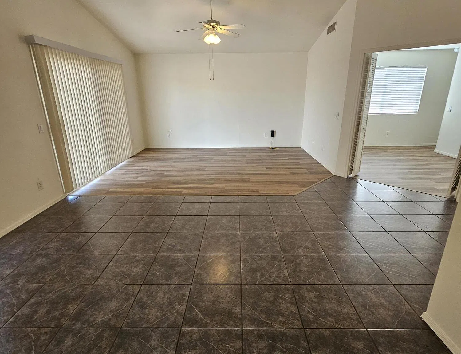 2 bed, 2.0 bath, 985 sqft, $1,750 — Photo 4