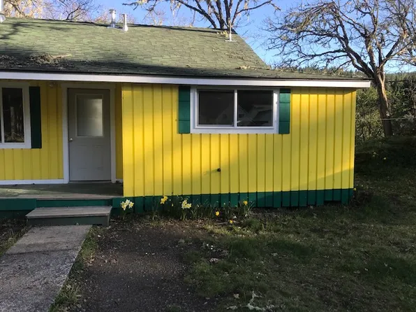 43704 Highway 36 House 2, Bridgeville, CA 95526