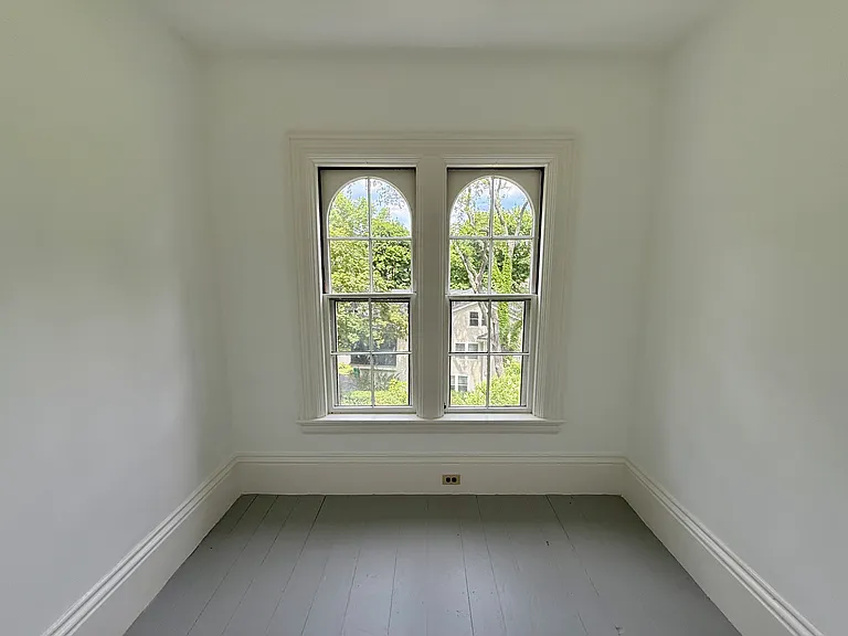 36 Maple Ave — Photo 37