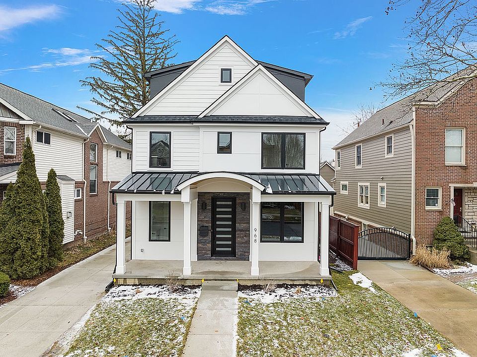 1st image of 968 Bennaville Ave