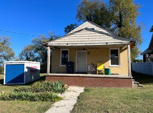 8 13th St SW, Roanoke, VA 24016