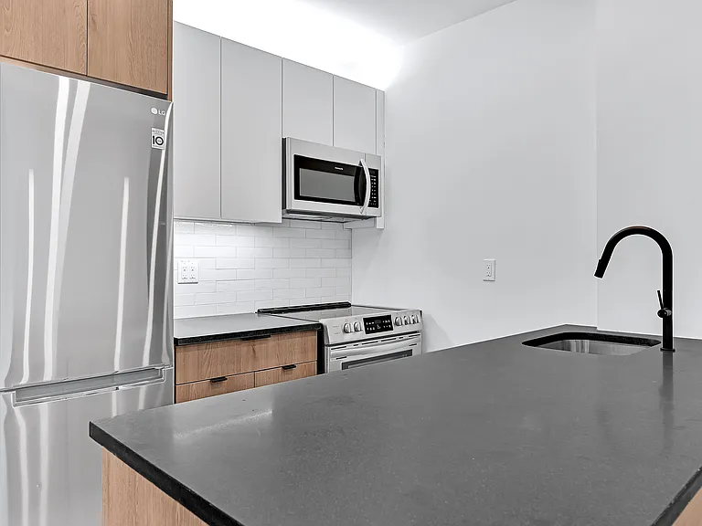822 Flatbush Ave #3C — Photo 11