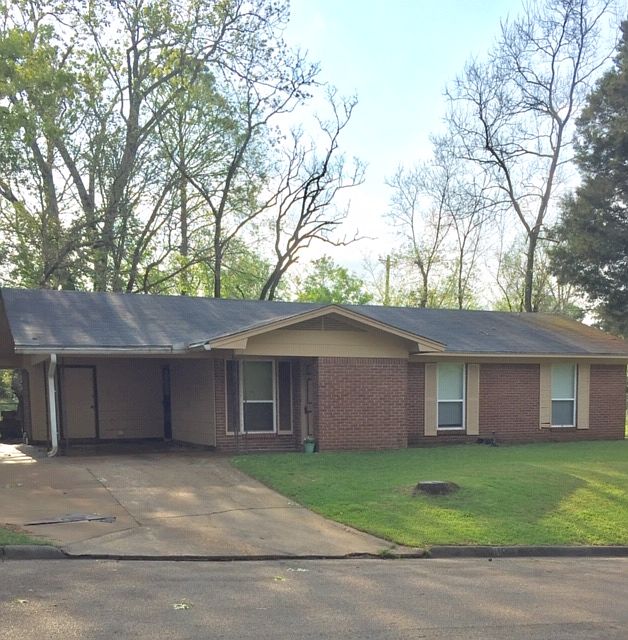 1st image of 100 Ethel Dr