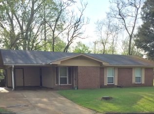 100 Ethel Dr, Vicksburg, MS 39180