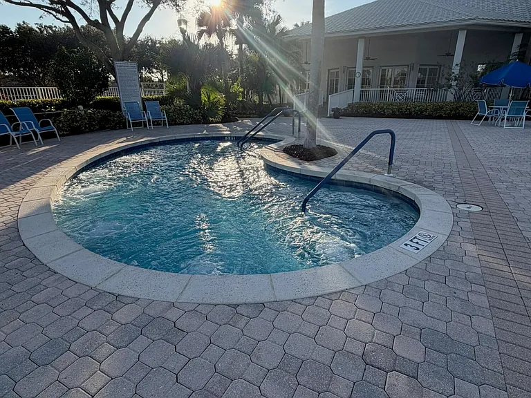 9391 Bridgeport Dr — Photo 28