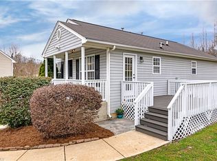 4526 Holland Rd, Greensboro, NC 27405