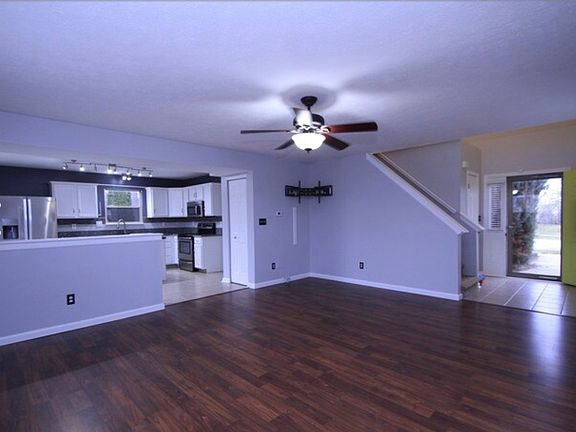 2nd image of 9718 Lucille Ct