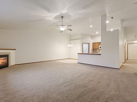 5th image of 419 N Timberlane Rd #419