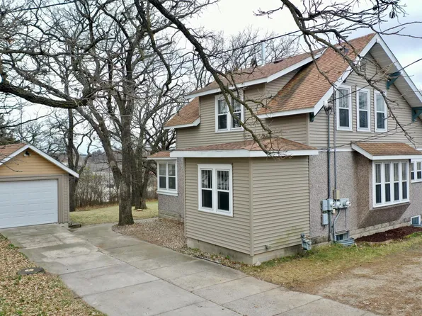 117 Main St N, New London, MN 56273