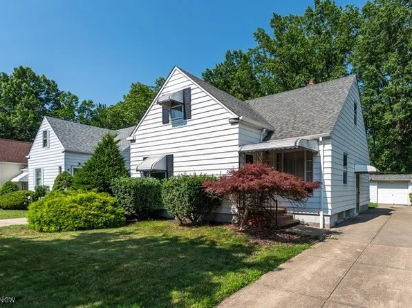 427 E 275th St, Euclid, OH 44132