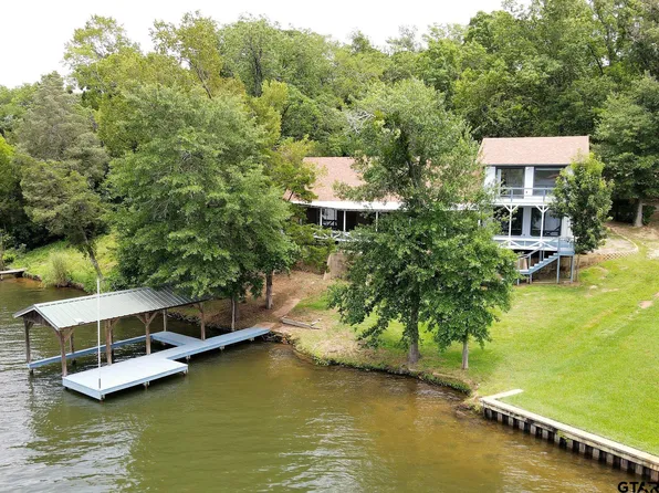 2001 Lakeshore Dr, Jacksonville, TX 75766