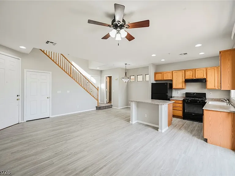 8212 Strawberry Spring St — Photo 1