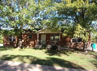 109 N Main St, Gerald, MO 63037