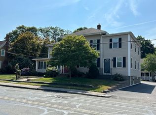 56 W Water St, Rockland, MA 02370