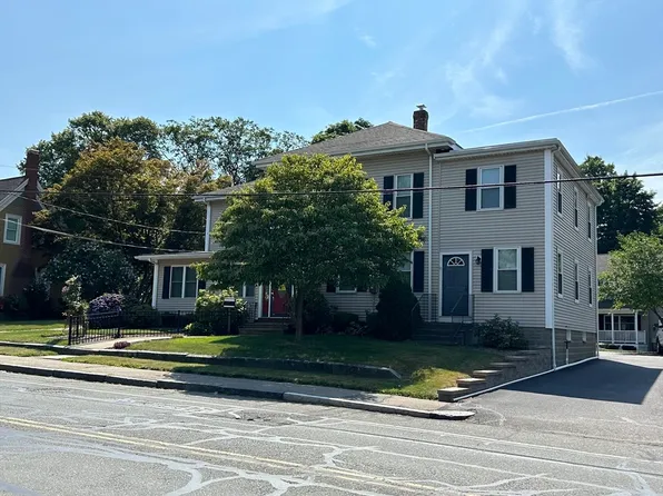 56 W Water St, Rockland, MA 02370