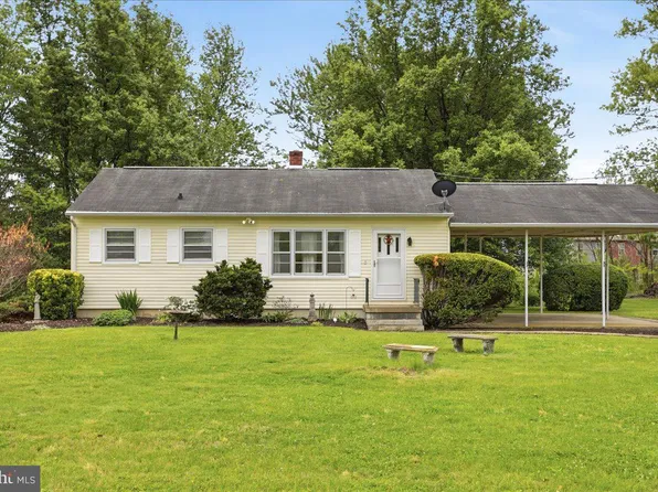 148 Baker Rd, Martinsburg, WV 25405