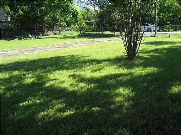 Entrance to Lot from Red Bird....