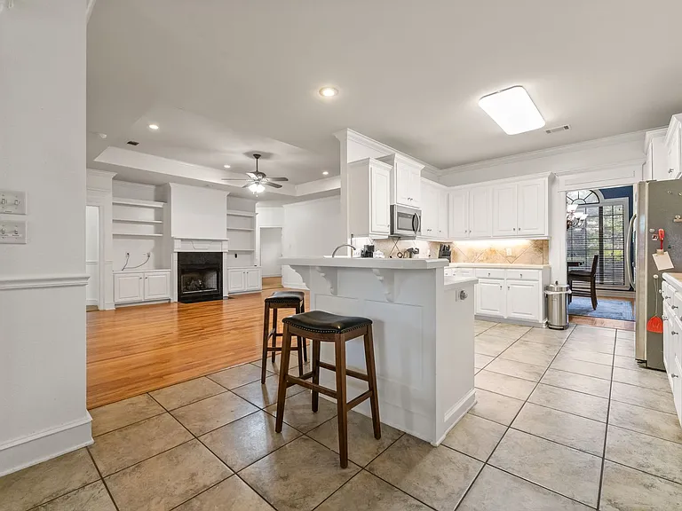 108 Bouriese Cir — Photo 14